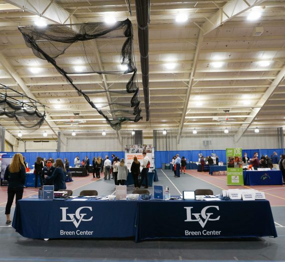 How Career Fairs can benefit you